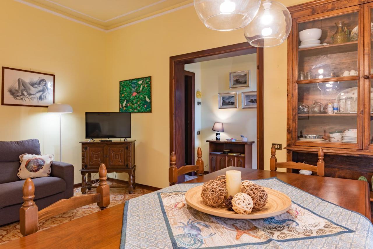 Apartment Holiday Versilia Camaiore Exterior foto